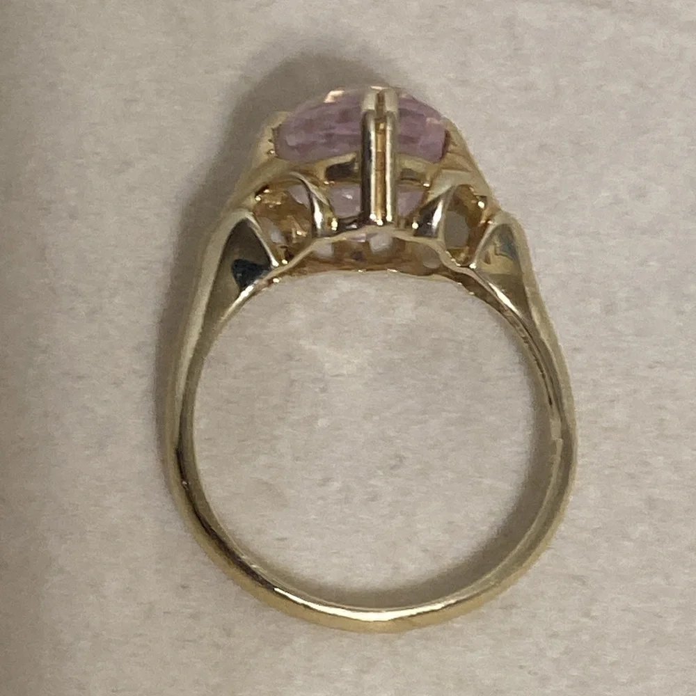 14K Gold Oval Kunzite Ring - Picture 5 of 9